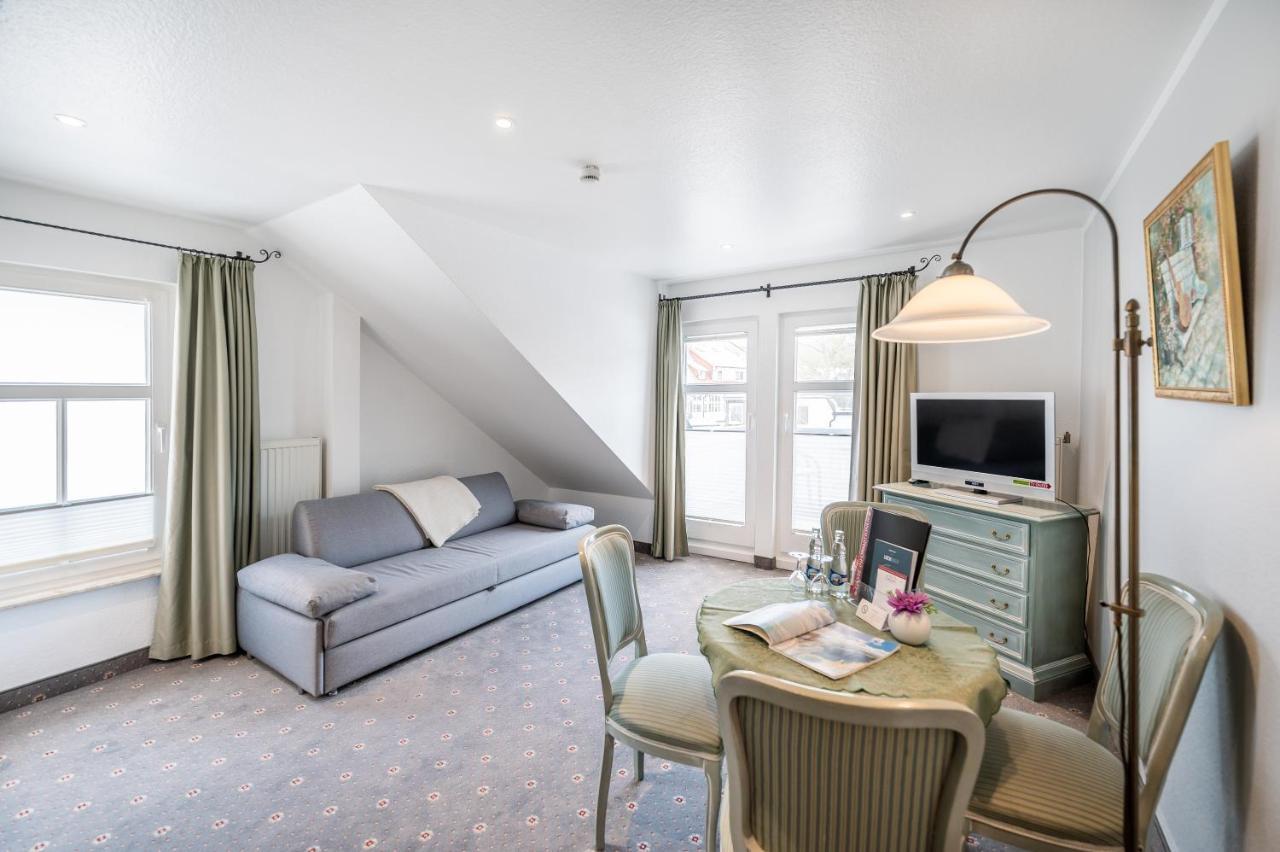 Hotel Villa Neander Binz Εξωτερικό φωτογραφία