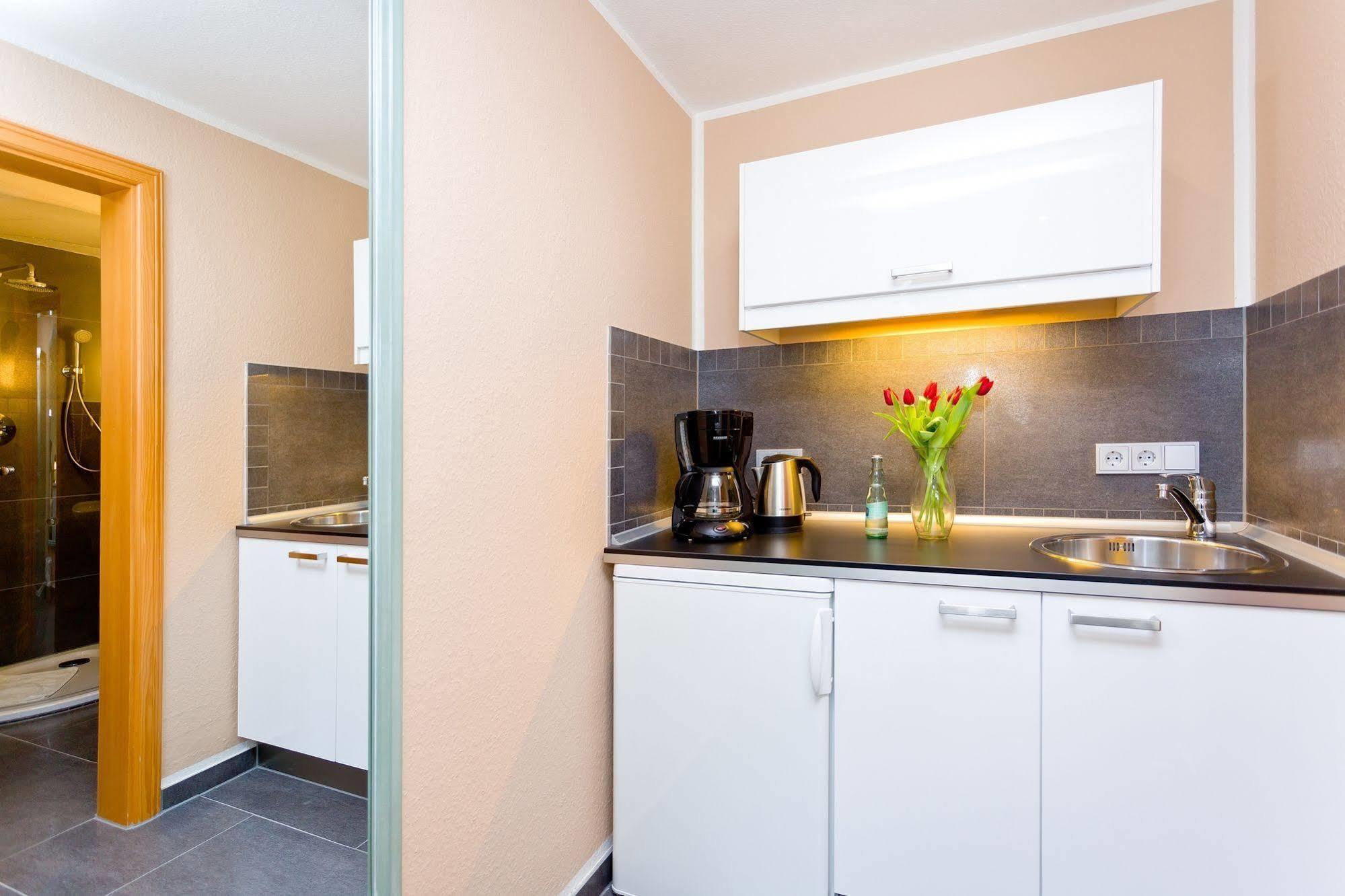 Hotel Villa Neander Binz Εξωτερικό φωτογραφία